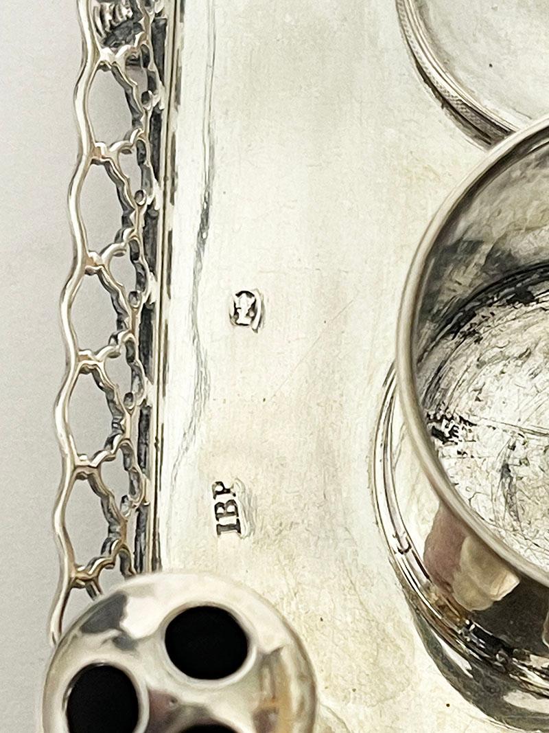 Un calamaio portoghese in argento degli inizi del XIX secolo in vendita 5