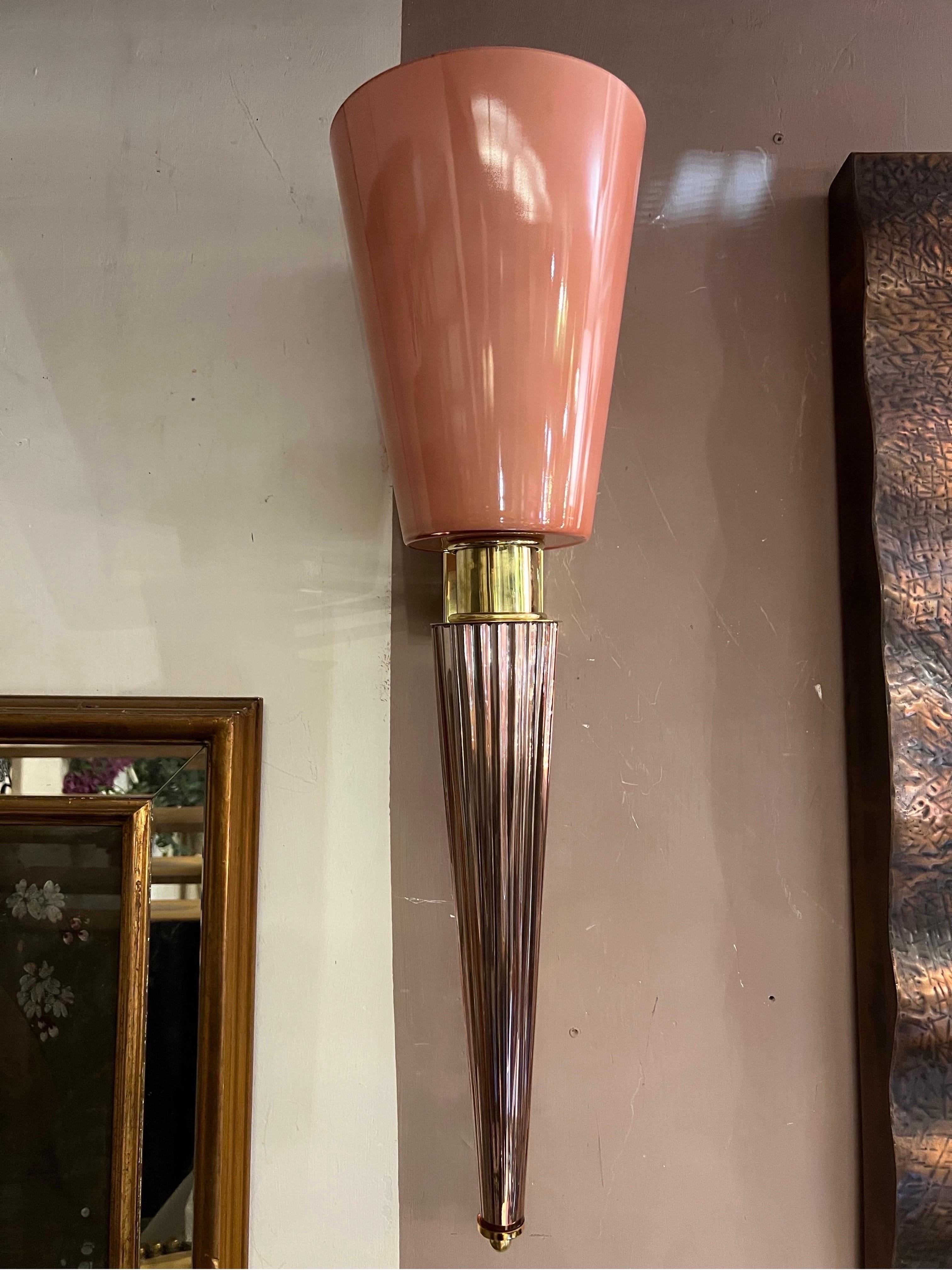 Pair of Art Deco Pink Conical Murano Wall Sconces, Brass Fittings, 1940s For Sale 3