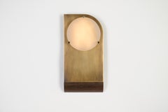 Polifemo Large, Wandleuchte von Silvio Mondino Studio, antikes Messing & Alabaster