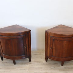 18th Century Louis XVI Italian Antique Pair of Corner Cupboards in Solid Walnut