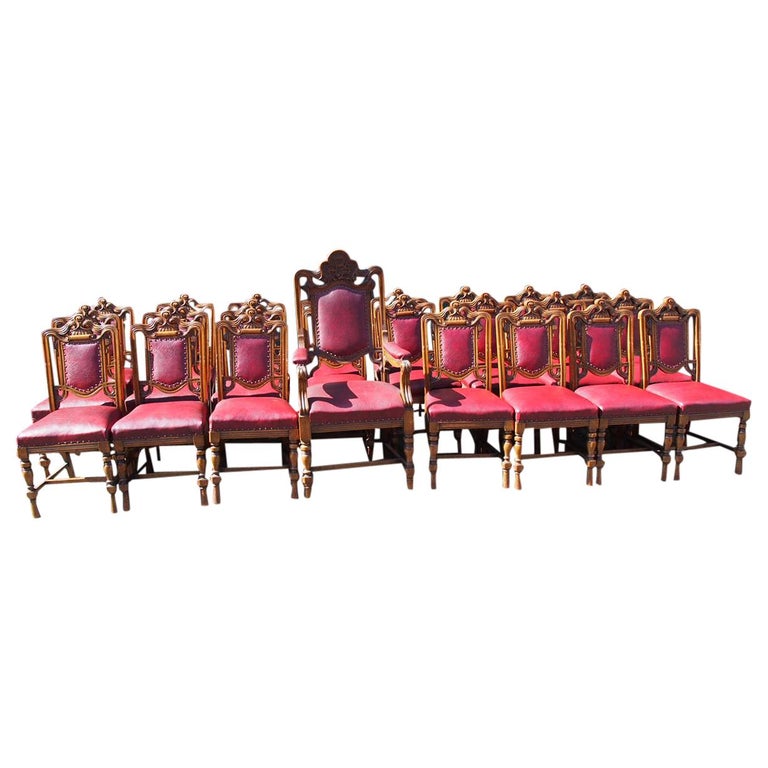 Set Of 24 Victorian Carved Oak Dining Chairs For At 1stdibs Set Of 24 Victorian Carved Oak Dining Chairs For