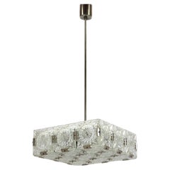 Chandeliers and Pendants