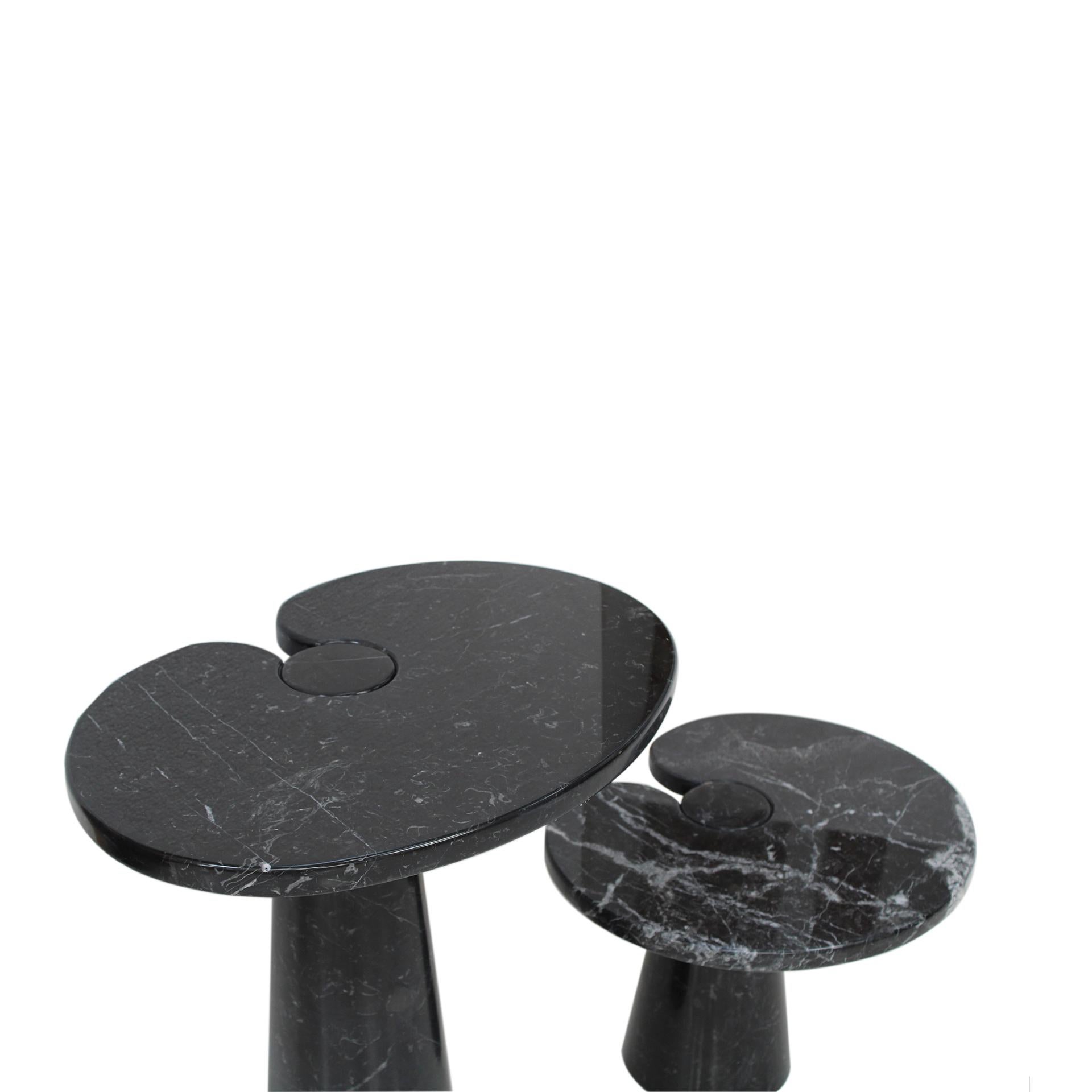 Fin du 20e siècle Angelo Mangiarotti pour Skipper Paire de tables d'appoint en marbre Eros Italie 1970 en vente
