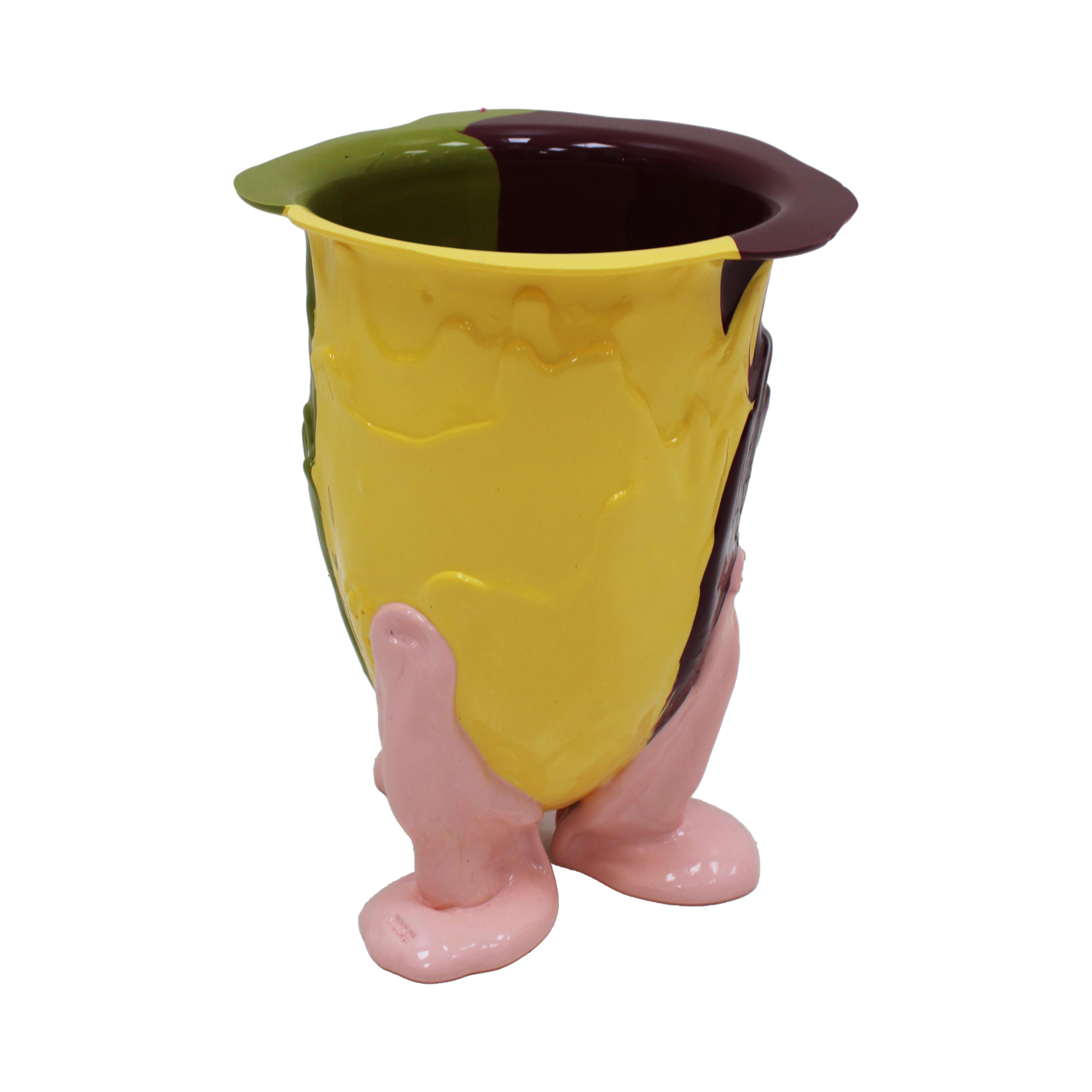 Hand-Crafted Resin Vase Model Amazonia Designed by Gaetano Pesce Fish Collection Contemporary For Sale