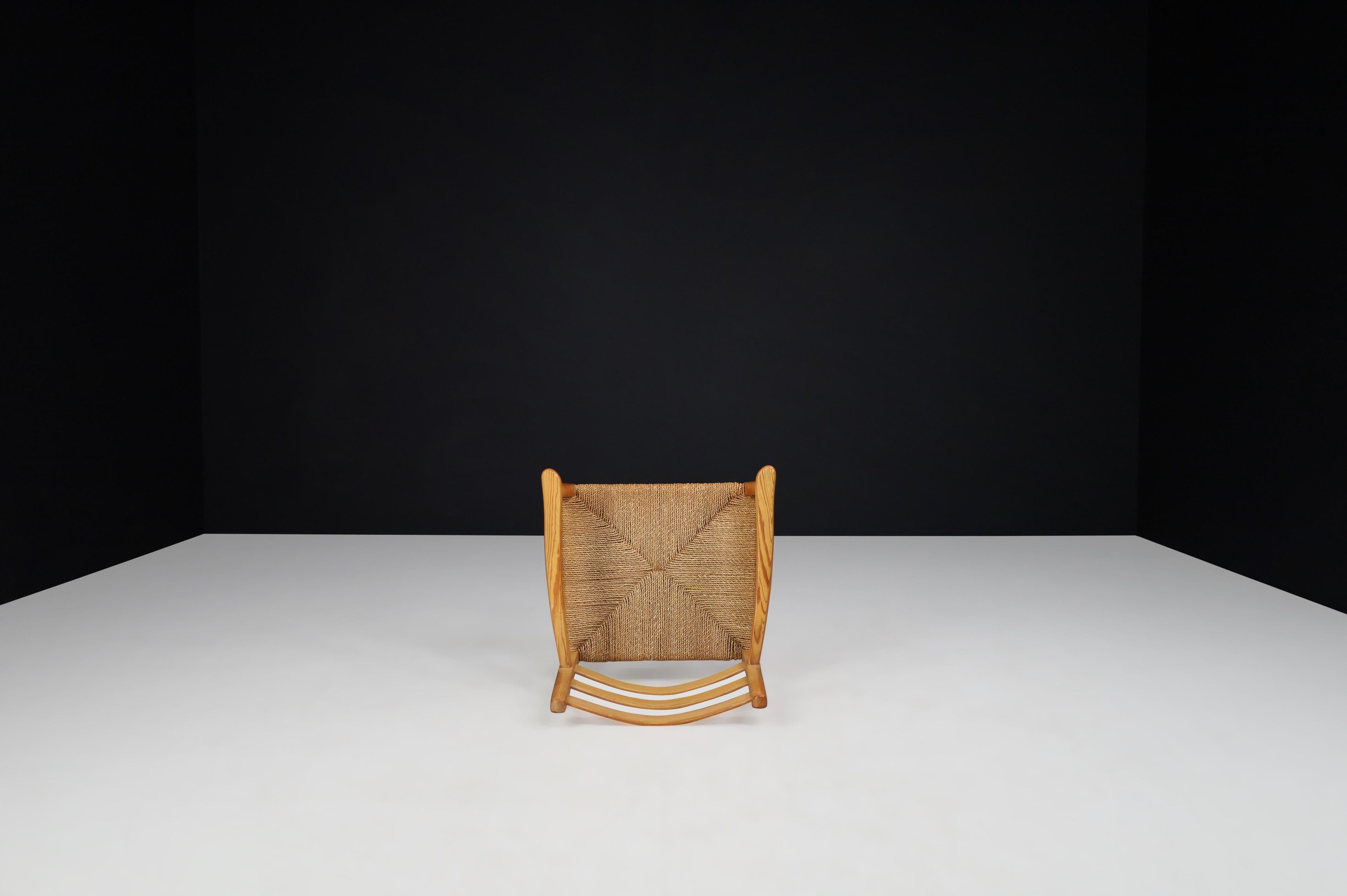 Poltrona danese in pino e corda, anni '60 - Minimalismo nordico in vendita 2