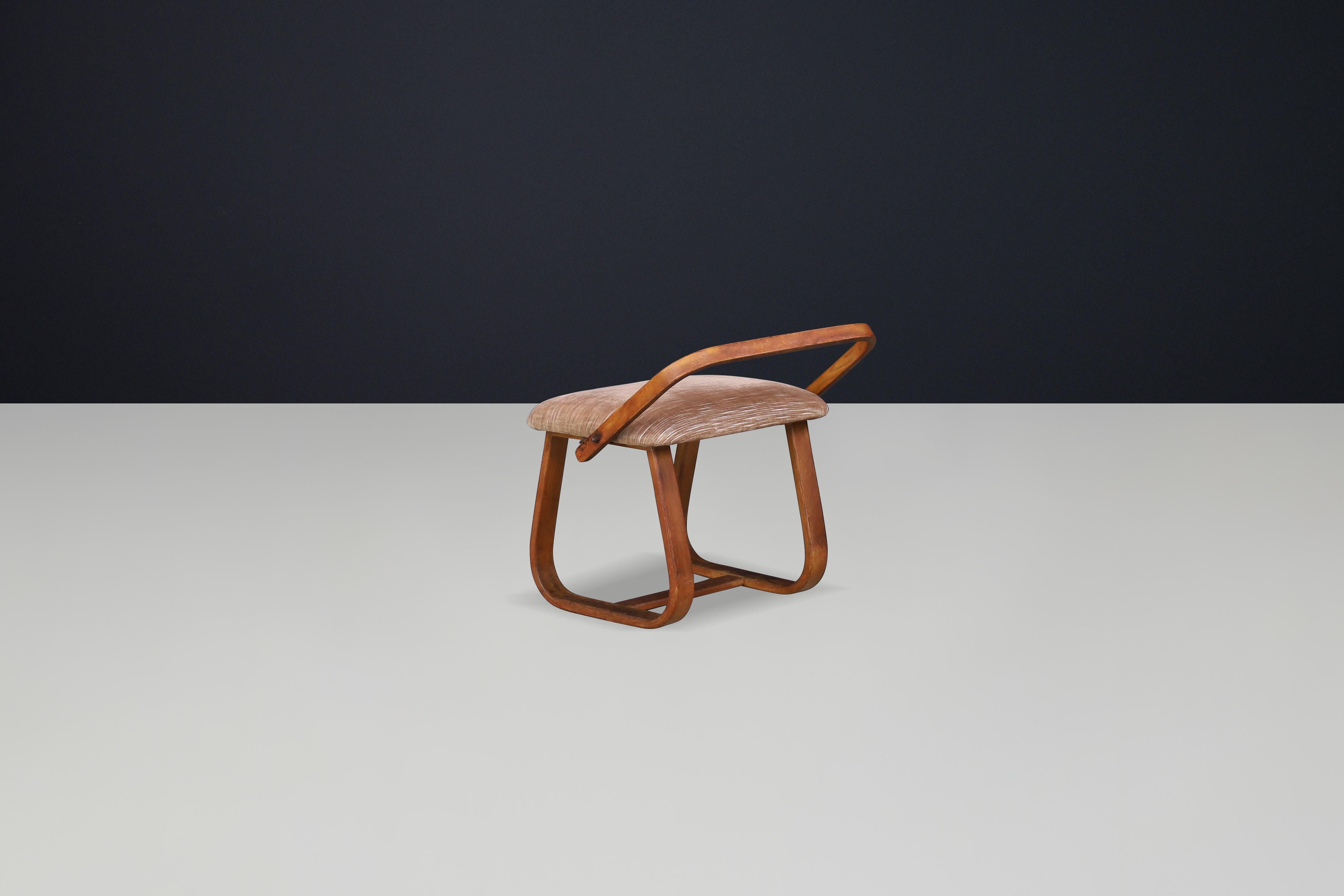 1930er Bugholzhocker von Jan Vaněk  Ikone der tschechischen Moderne mit Originalpolstermöbeln (Bauhaus) im Angebot