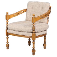 Giorgetti Italienischer Sessel aus geschnitztem Holz & New Teddy Bouclé-Polsterung, 1975