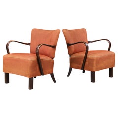 Par de sillones Art Déco de madera curvada patinada de Jindřich Halabala, década de 1930