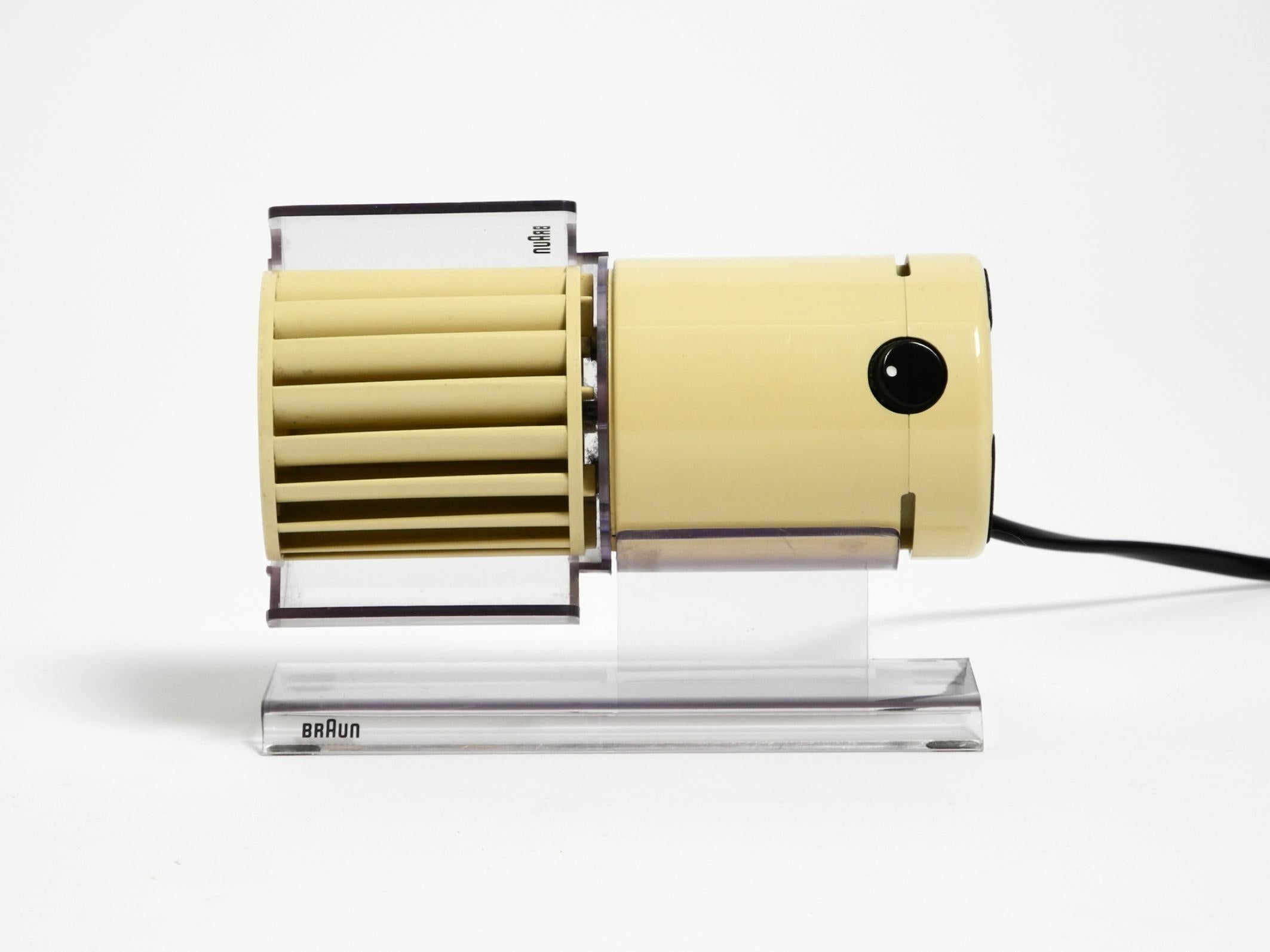 Original BRAUN Tischventilator HL-70 Typ 4 550  in Beige aus den 70er Jahren (Space Age) im Angebot