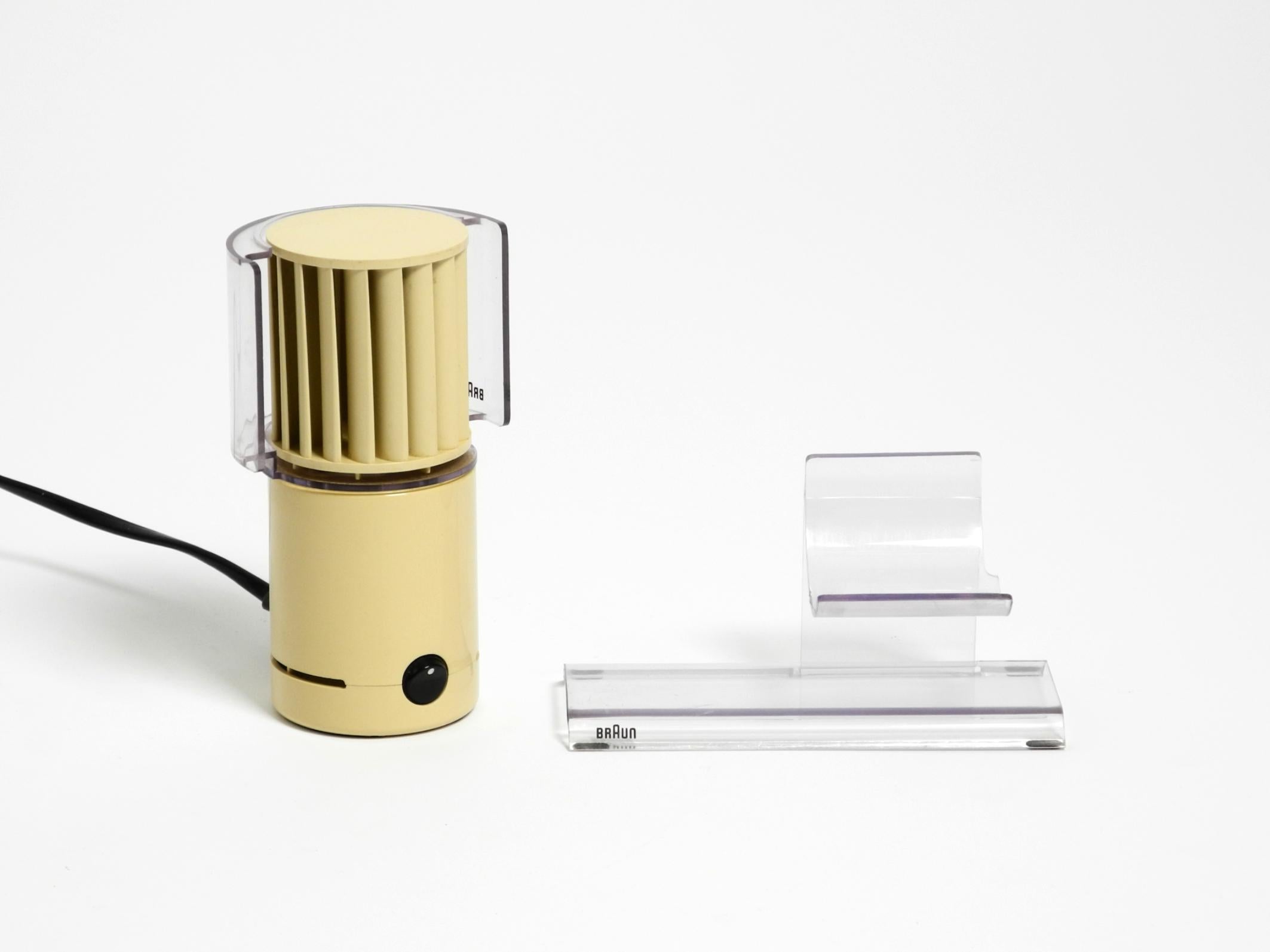 Original BRAUN Tischventilator HL-70 Typ 4 550  in Beige aus den 70er Jahren (Metall) im Angebot