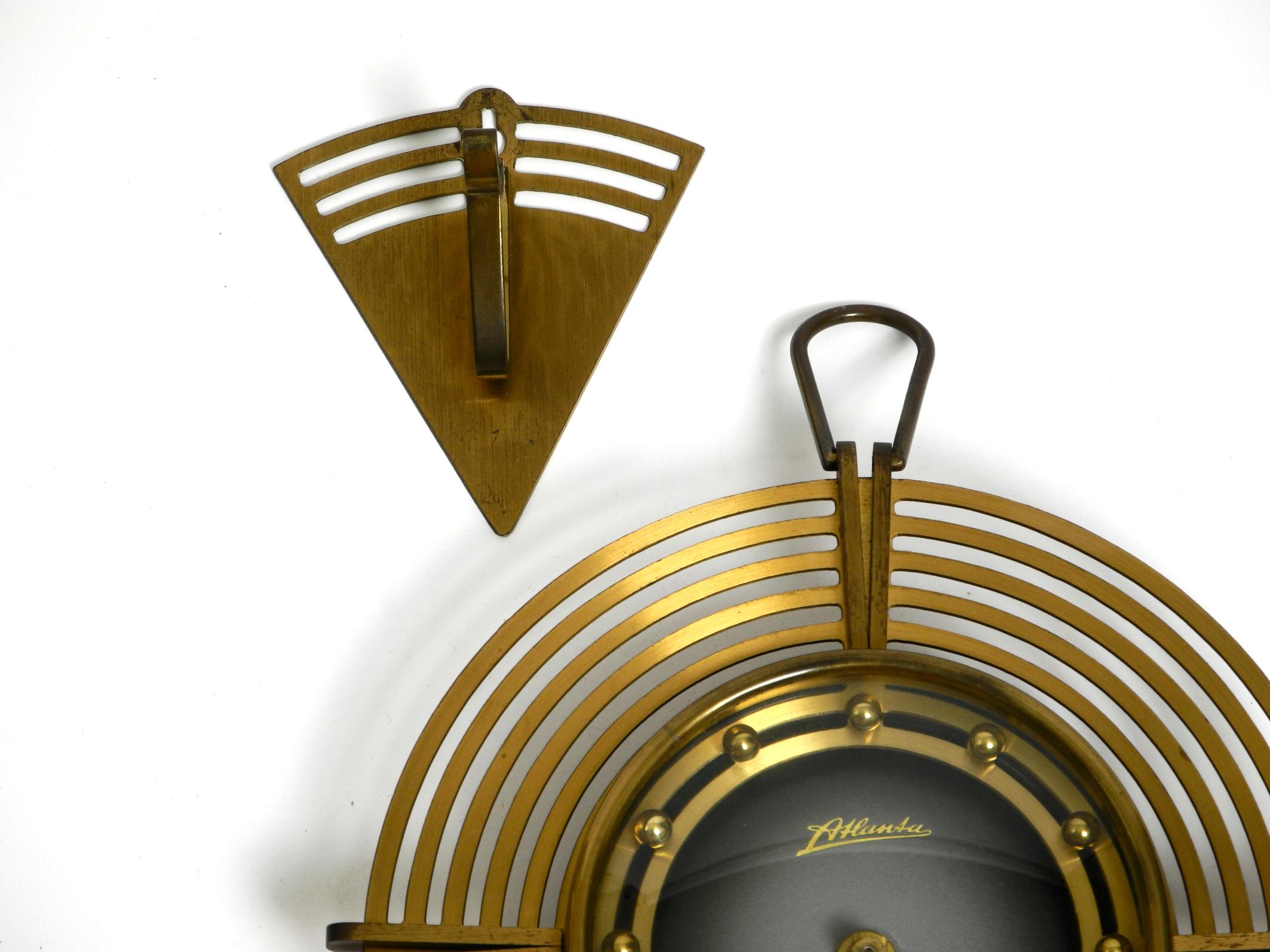 Beautiful Mid Century Atlanta wall clock battery operated and made of brass For Sale 8