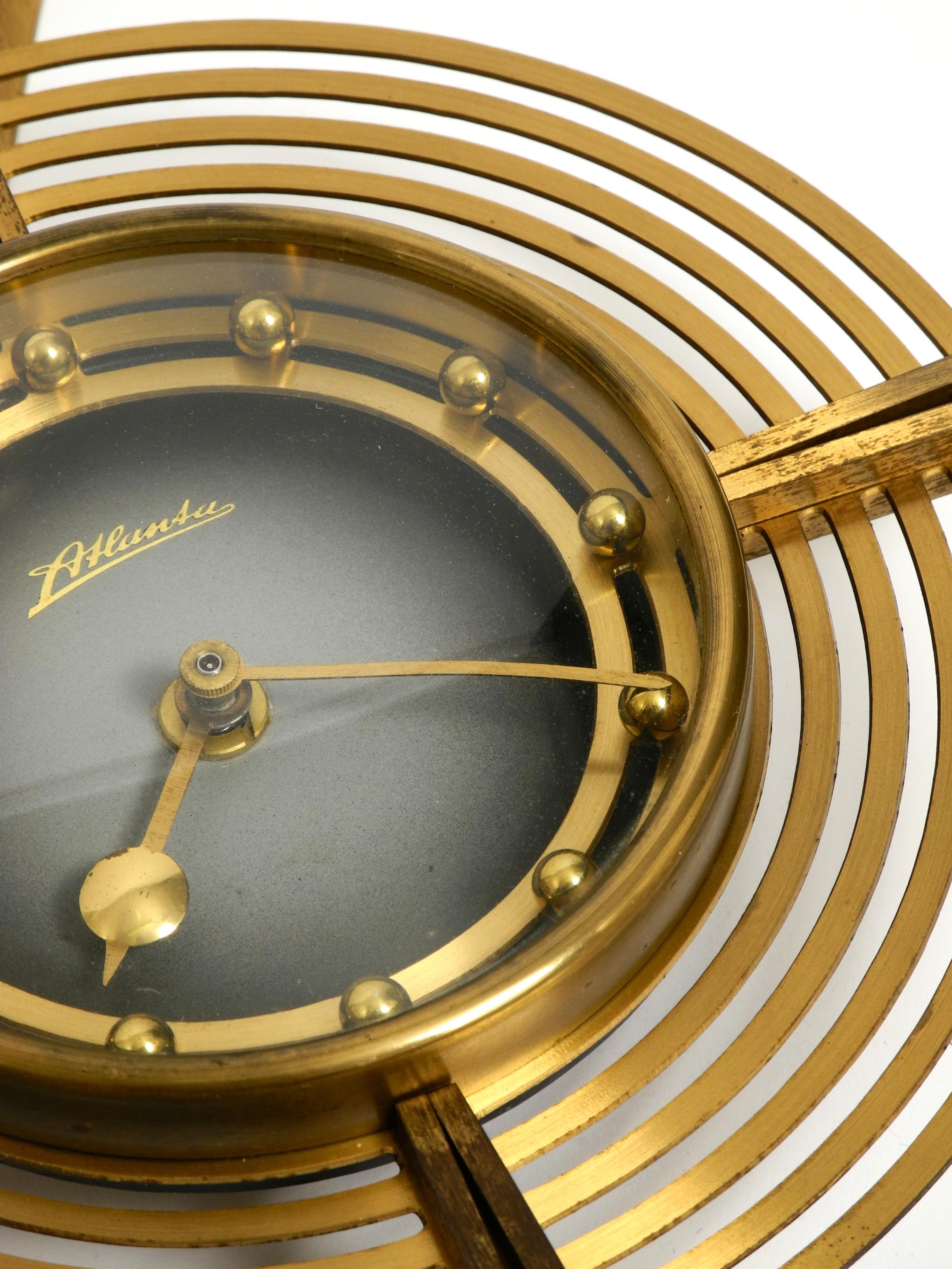 Beautiful Mid Century Atlanta wall clock battery operated and made of brass For Sale 9
