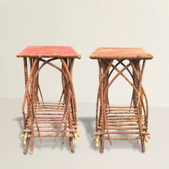 Coppia di tavolini in stile Adirondack con struttura a ramoscelli