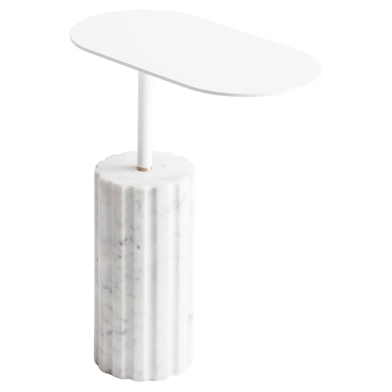 Petite table d'appoint à colonne minimaliste en marbre blanc de Carrare