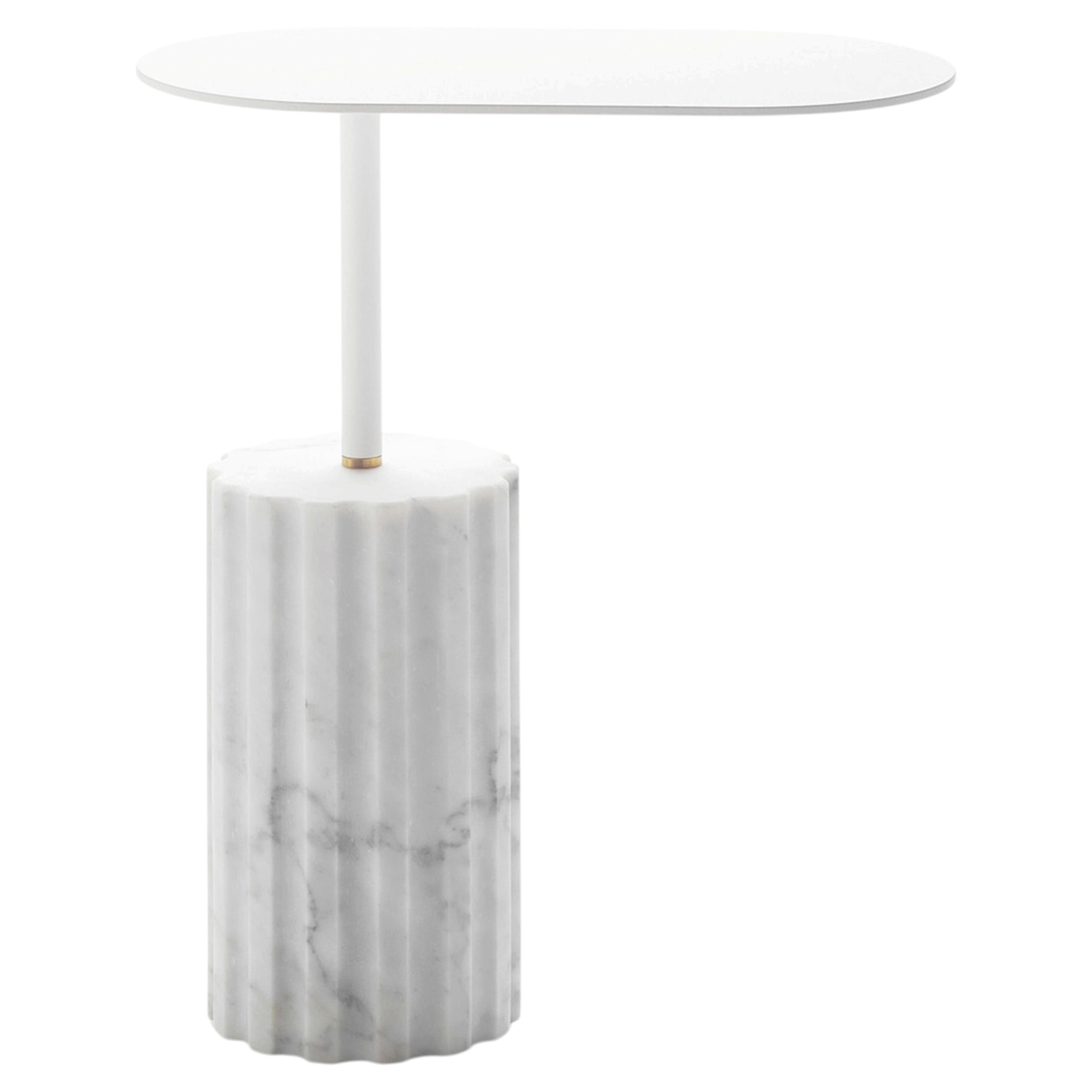 Table d'appoint ovale en marbre de Carrare blanc "Column Side Table L" en vente