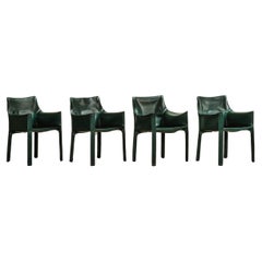Mario Bellini "CAB 413 Stühle für Cassina, dunkelgrünes Leder, 1977, 4er-Set