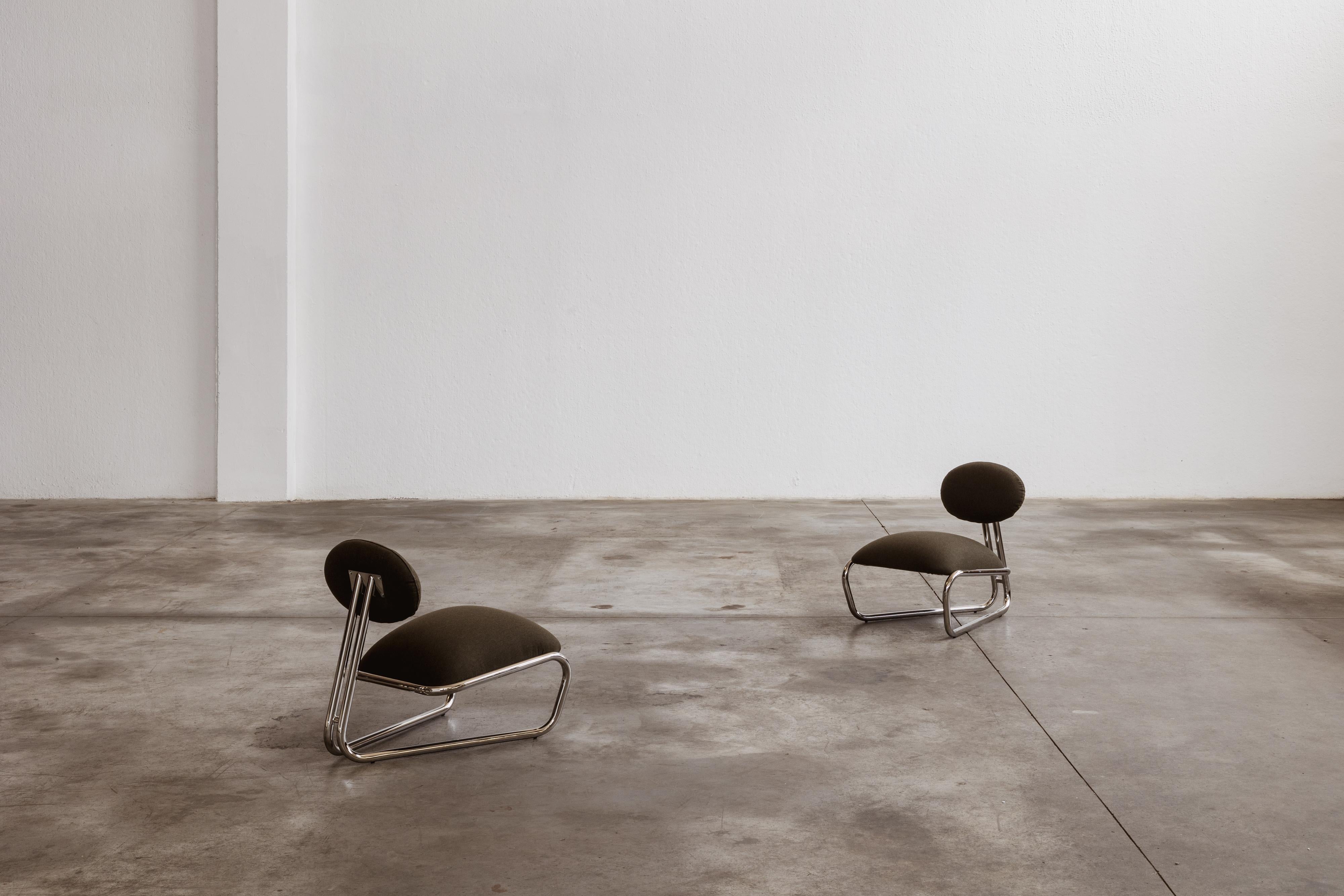 Modernistische Loungesessel aus verchromtem Stahlrohr, grüner Loden, 1970, 2er-Set im Angebot 5