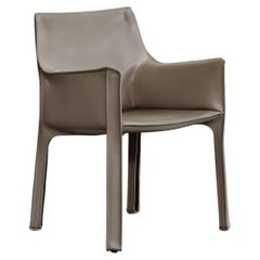 Mario Bellini "CAB 413" chaise de salle à manger pour Cassina, cuir ivoire, Italie, 1977