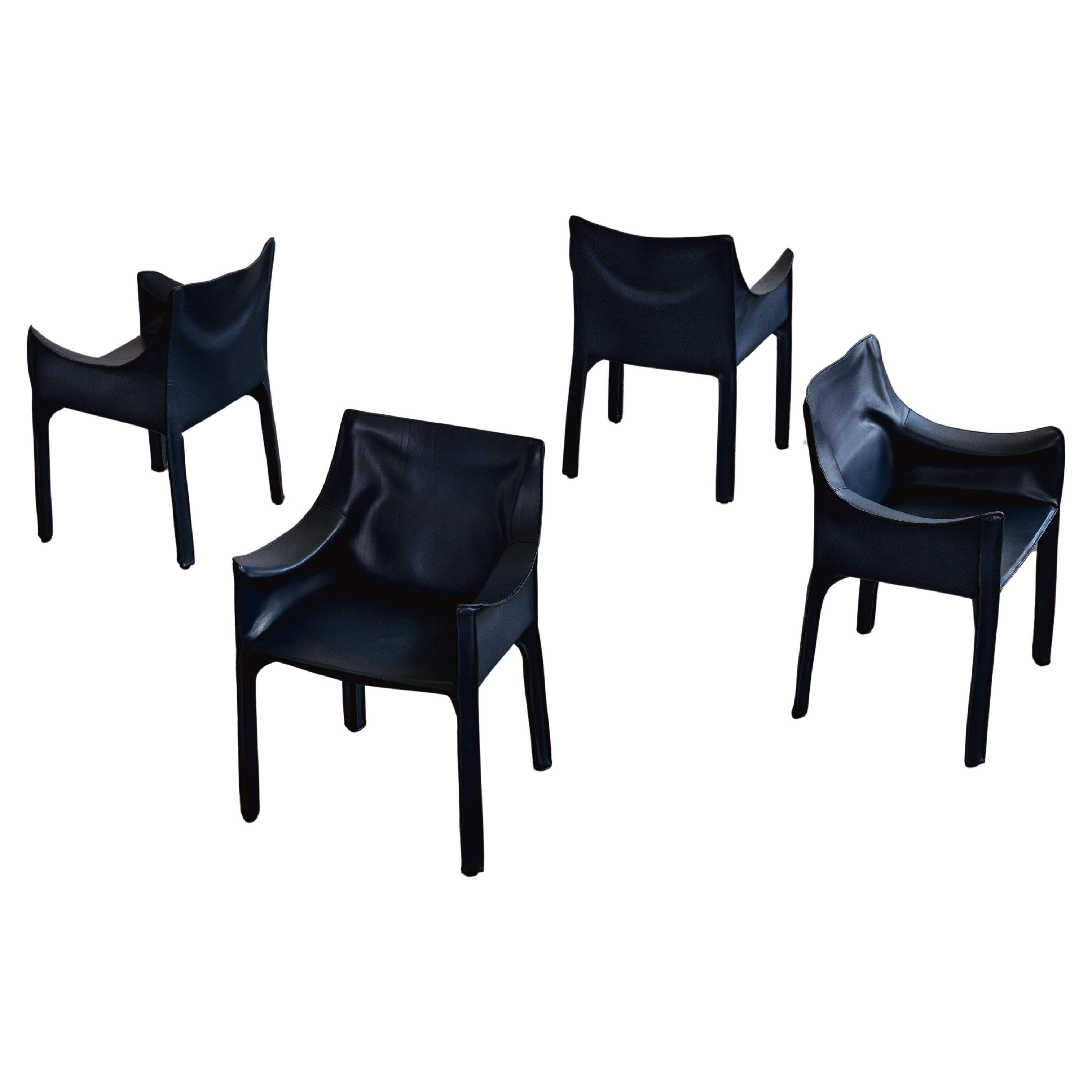 Mario Bellini "CAB 413" Chaises de salle à manger pour Cassina, cuir bleu, 1977, lot de 4