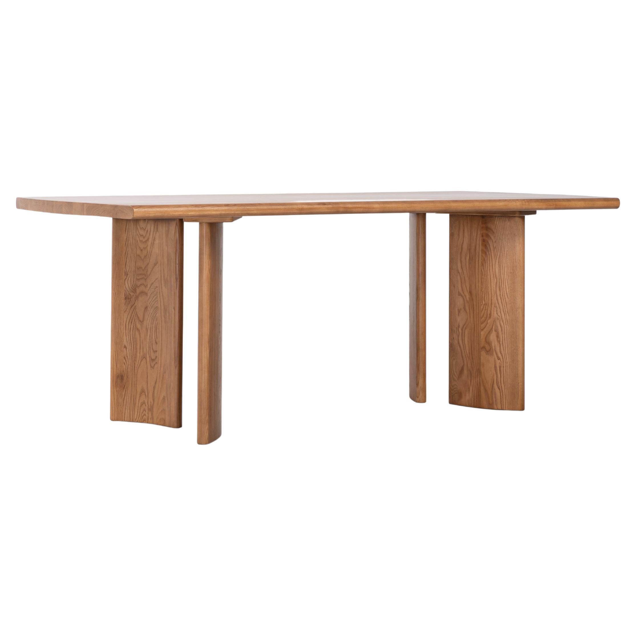 Table Crest 78 po. (78 po.) par Sun at Six, Sienne, table à manger minimaliste en bois