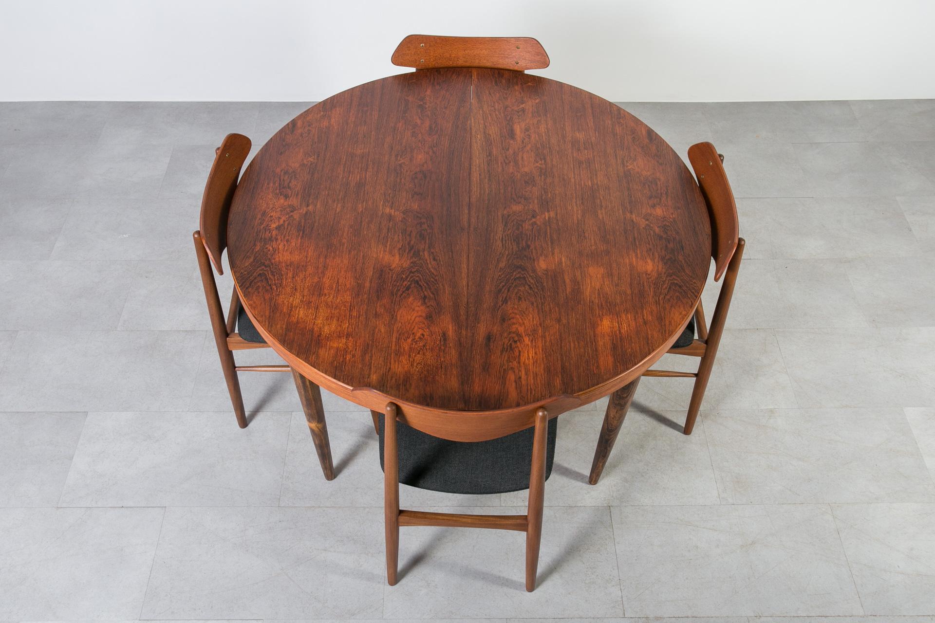 Wood Danish Dining Set, Extendable Round Table & 6 Chairs, Denmark, 1960s For Sale