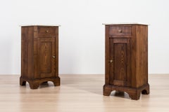 Coppia di comodini in frassino in stile Art Nouveau, con piani in marmo, Germania, 1910 circa