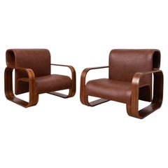 Paire de fauteuils de salon de style brutaliste signés J. Bočan, destinés à l'ambassade de Tchécoslovaquie à Stockholm