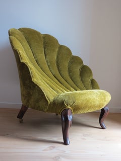 Fauteuil victorien ancien en forme de coquille, rembourré de velours, XIXe siècle