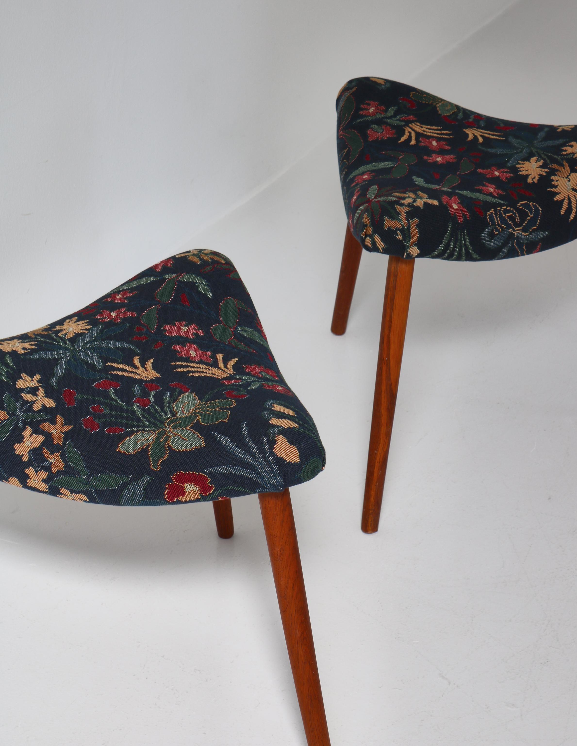 Scandinavian Modern Triangular Stools in Blue Floral Tapestry, 1950s For Sale 2