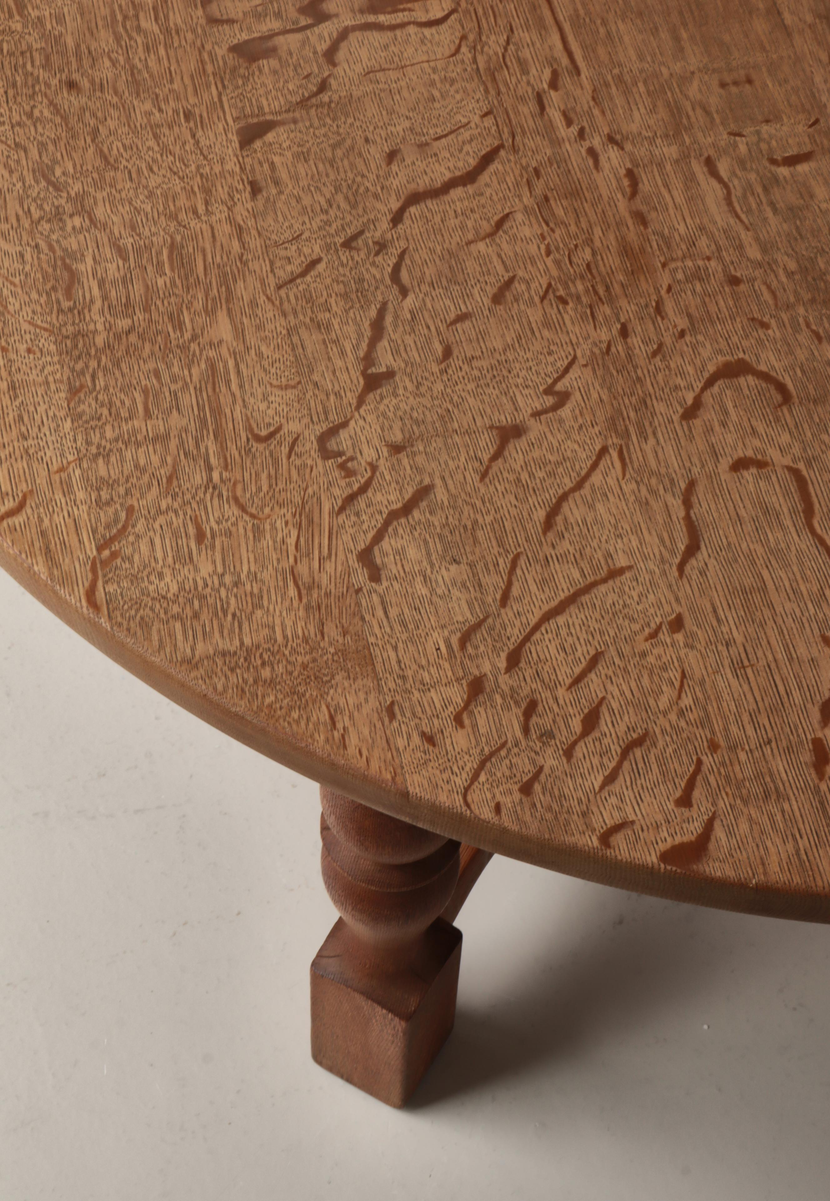Round Side Table in Quartersawn Oak by Henry Kjærnulf, 1960s, Denmark For Sale 2