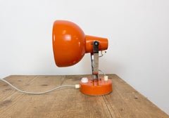 Vintage-Wandleuchte aus Metall in Orange von Lidokov, 1970er Jahre