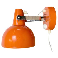 Vintage-Wandleuchte aus Metall in Orange von Lidokov, 1970er Jahre