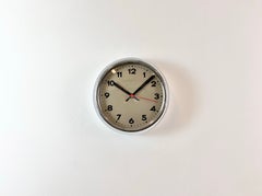 Vintage-Wanduhr von PRAGUR, 1940er Jahre