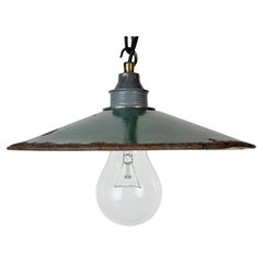 Lampada industriale con smalto verde, anni '1950
