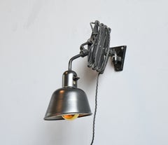 Lampada "Scissor" nera, anni '30 circa