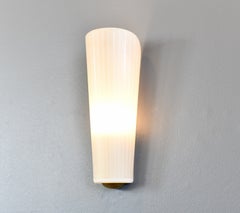 Lámparas de pared «Magna», diseñadas por Wilhelm Wagenfeld para Peill y Putzler, hacia 195