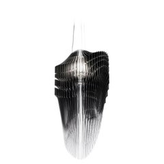 SLAMP Avia Small Pendant Light in nero di Zaha Hadid