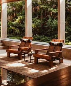 Customizable Lounge Armchair San Francisco, Solid wood, Metal and leather.
