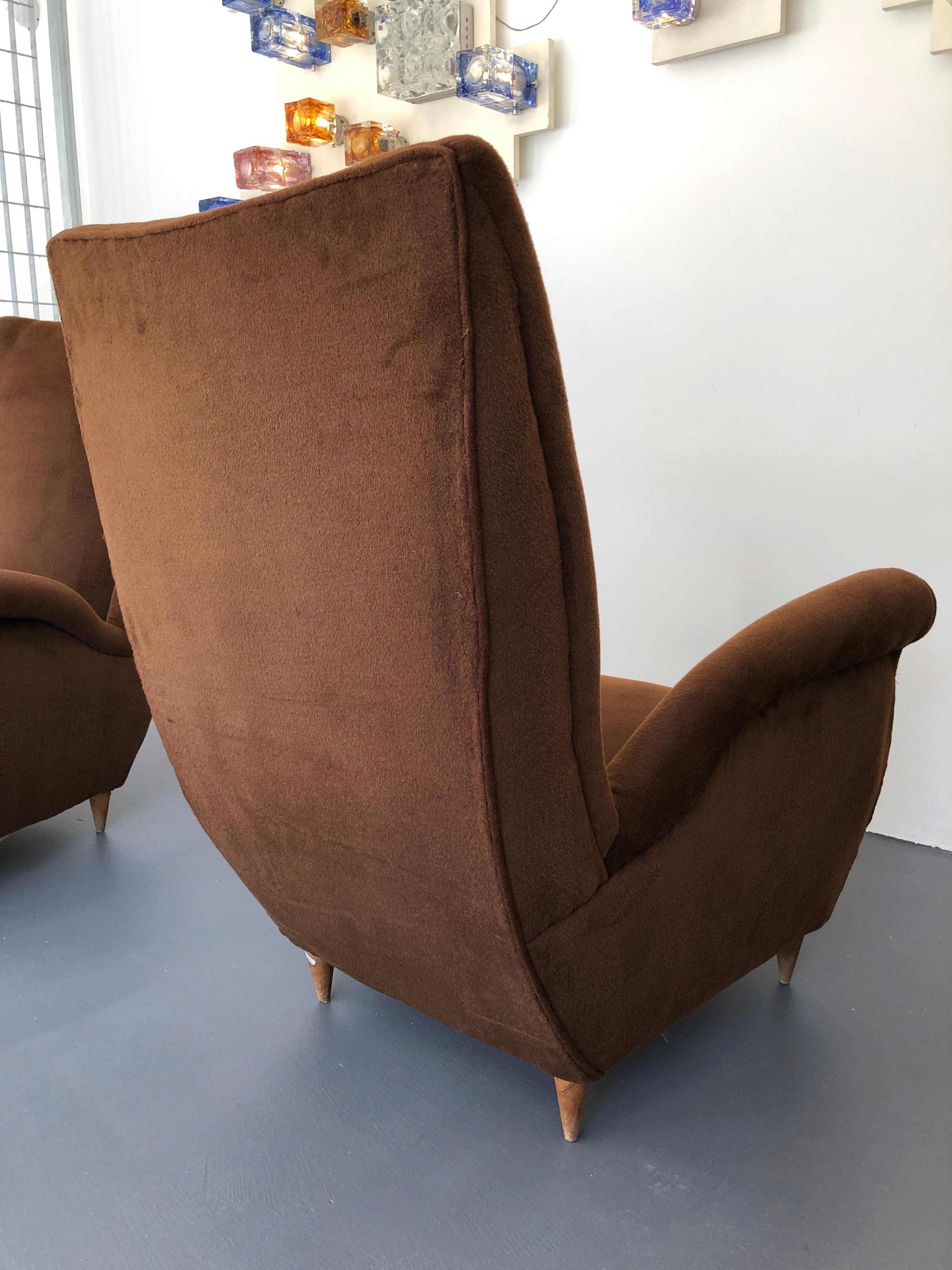 Brown velvet Vintage Italian Armchairs by Gio Ponti, 1950s, Set of 2 For Sale 12