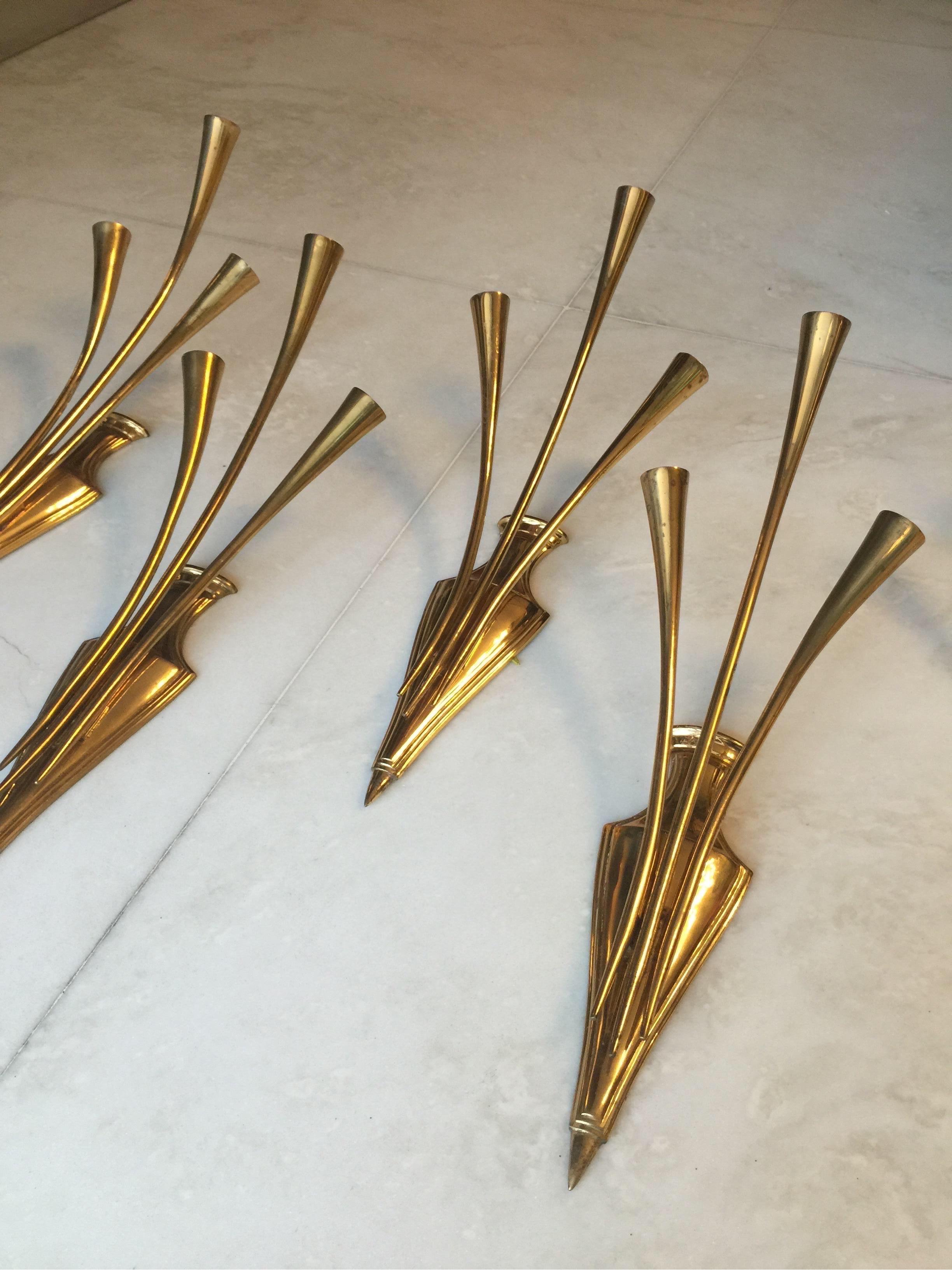 Mid-20th Century Italian Vintage brass Sconces by Oscar Torlasco for Lumi, Set of Five For Sale