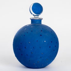 1924 Rene Lalique Flacon de parfum géant Dans La Nuit pour Worth Verre bleu patiné