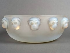 1928 René Lalique Centerpiece Bowl Madagascar Monkeys Opalescent Glass