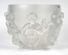 Jarrón Lalique de Francia, de cristal esmerilado de Luxemburgo, CON ETIQUETA