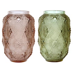 1932 René Lalique - Art Deco Vase Davos Alexandrite Pink and Green Glass