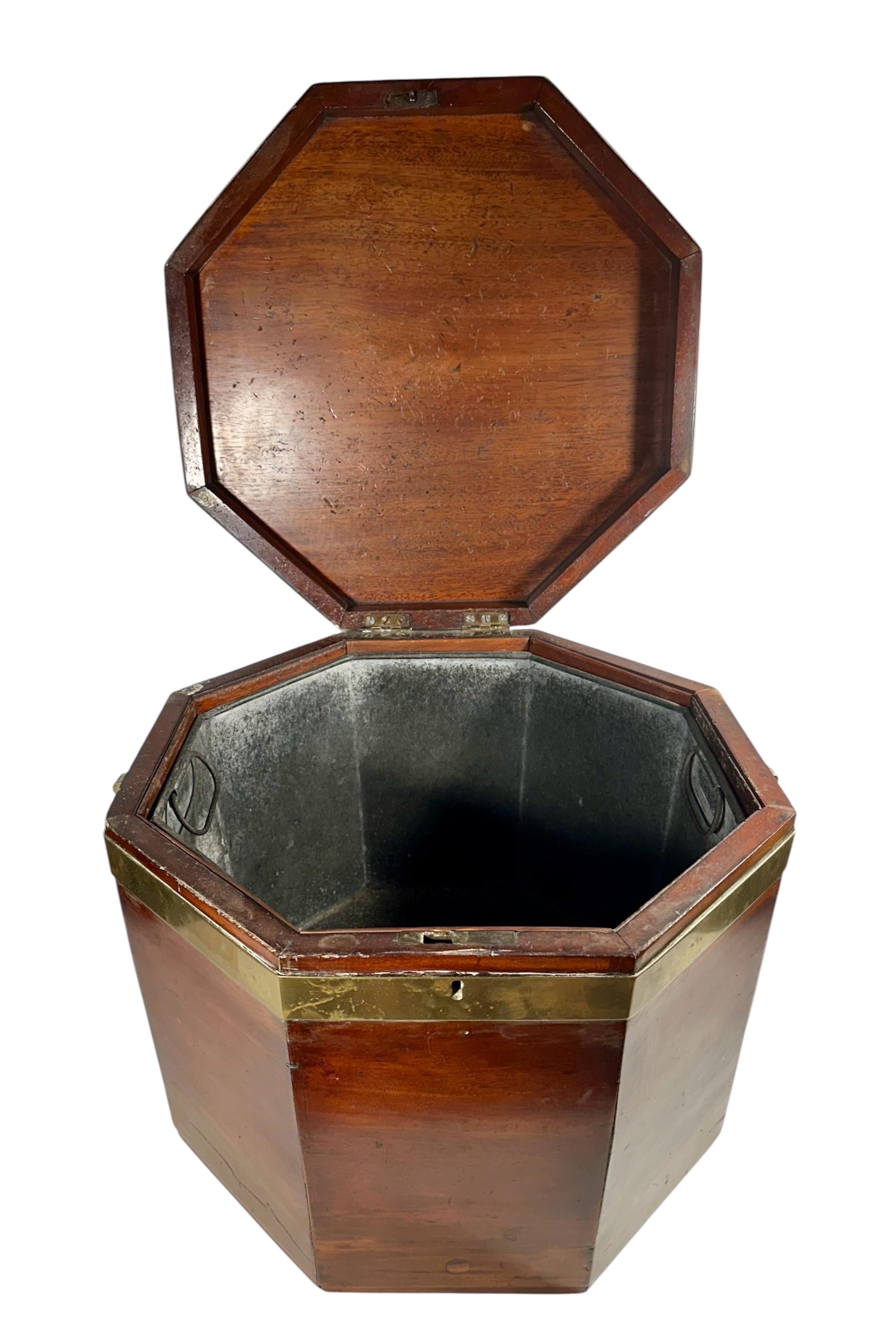 Early 19th Century Octagonal George III Period Mahogany Cellarette Wine Cooler