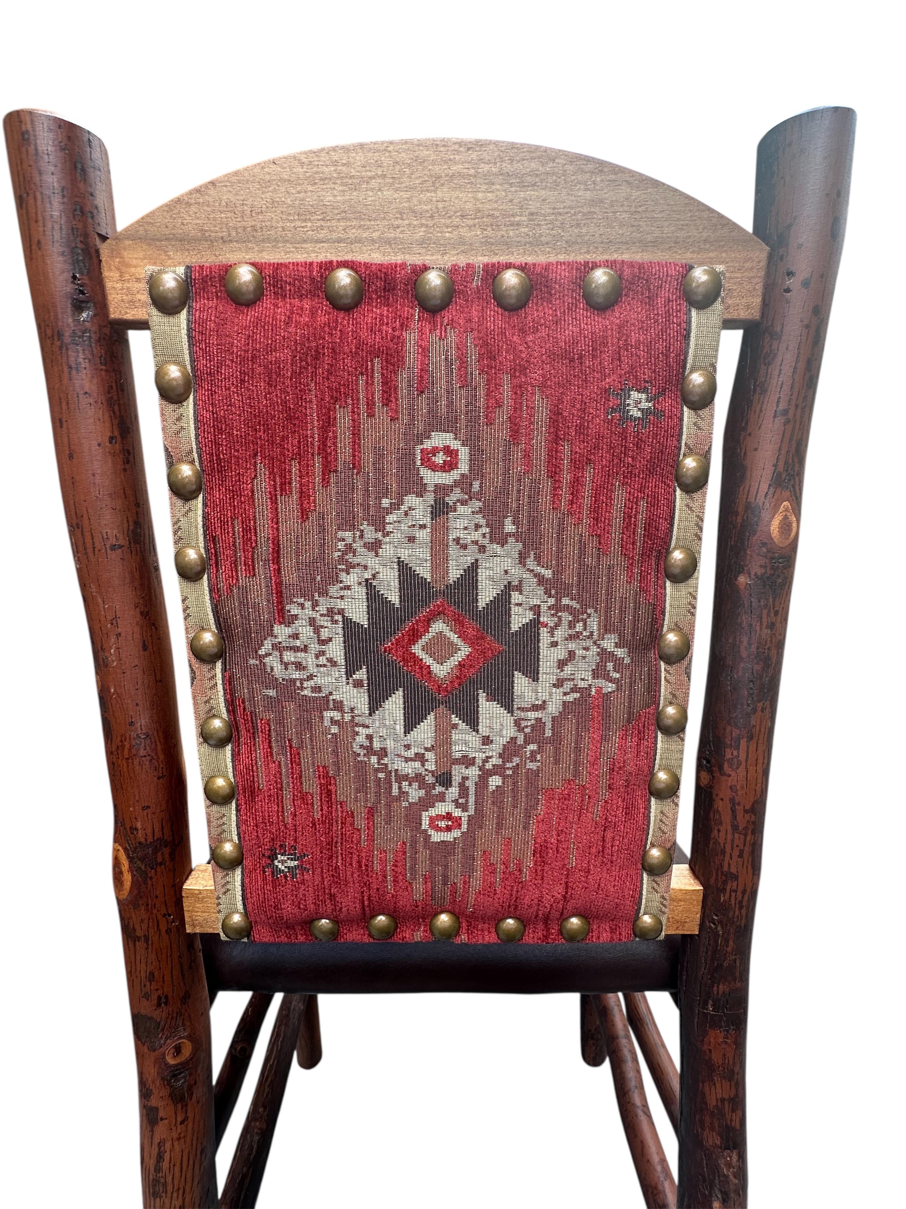 Old Hickory Pagosa Side Chairs, Braunes Leder, Navajo Polsterung. im Angebot 3