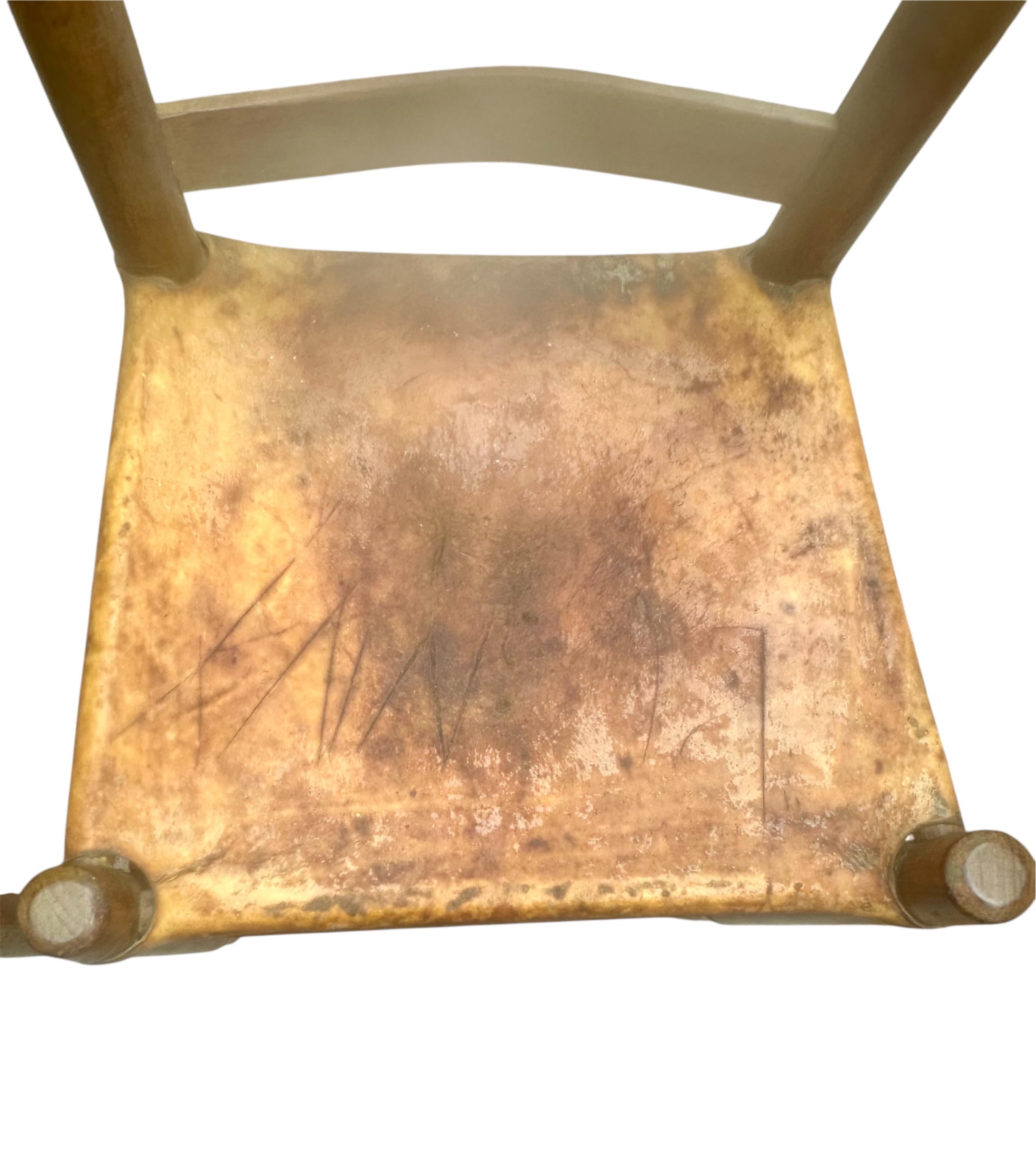 Set of Four Early 20th Century American Ladder-Back Wood and Deer Hide Chairs. For Sale 1