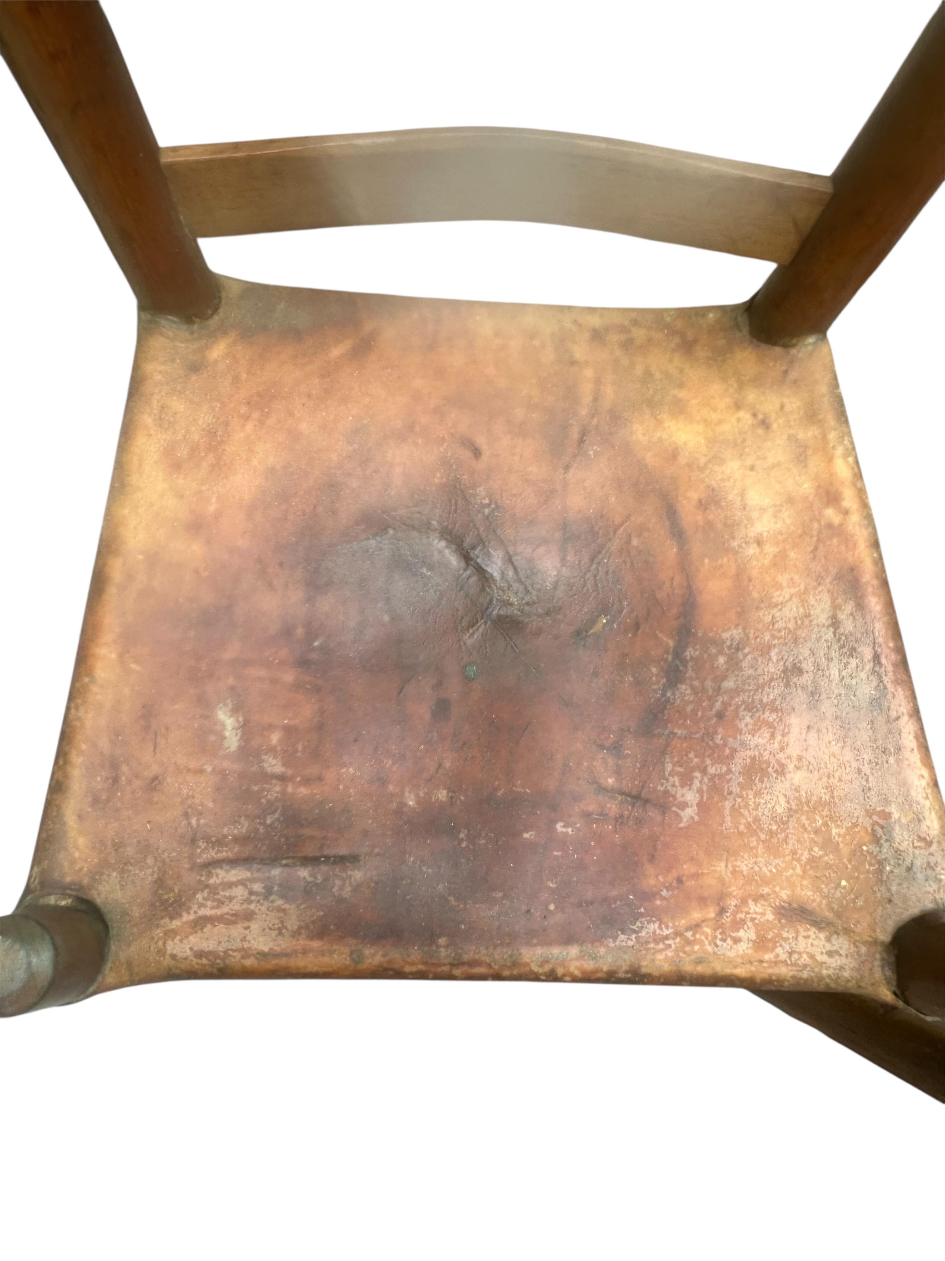 Set of Four Early 20th Century American Ladder-Back Wood and Deer Hide Chairs. For Sale 6