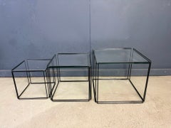 Tables gigognes « Isocele » de Max Sauze, années 1970
