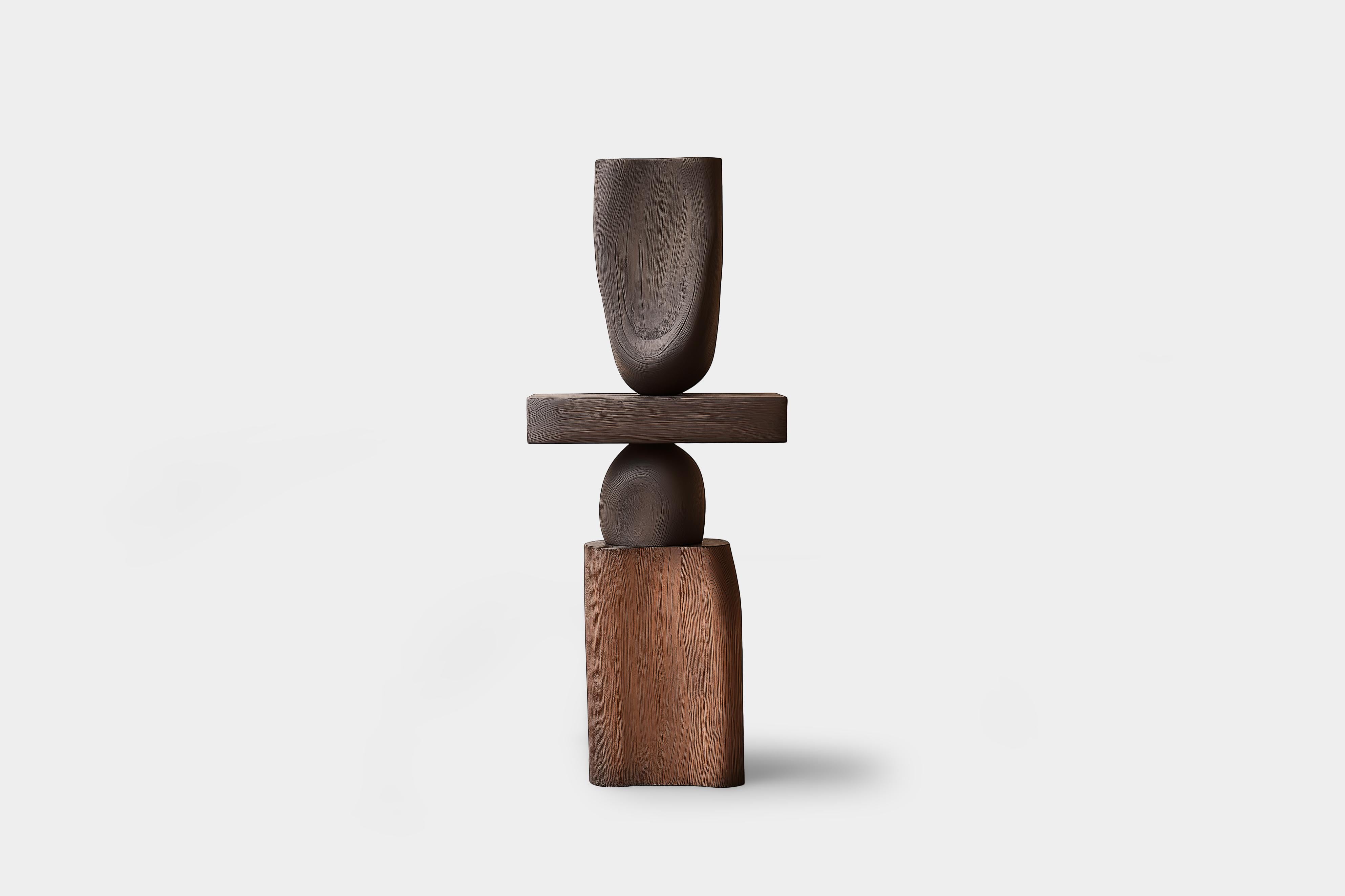 Scultura Totem moderna in legno Lull No108 di Joel Escalona - Perfetta per ambienti artistici

---
L'equilibrio e la tensione sono al centro di queste sculture. L'interazione tra le forme lisce e arrotondate e le basi solide e angolari crea un